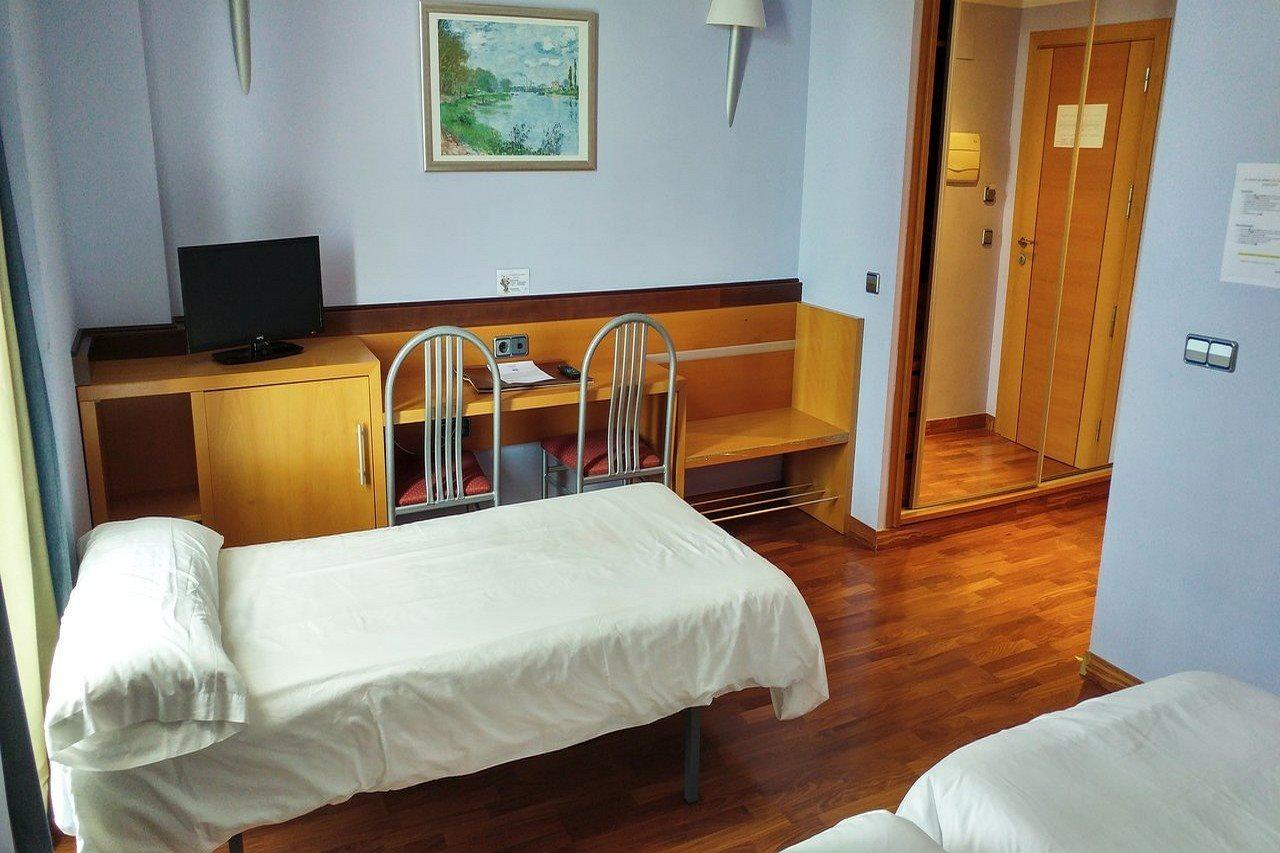 Hotel Isur Llerena Eksteriør billede