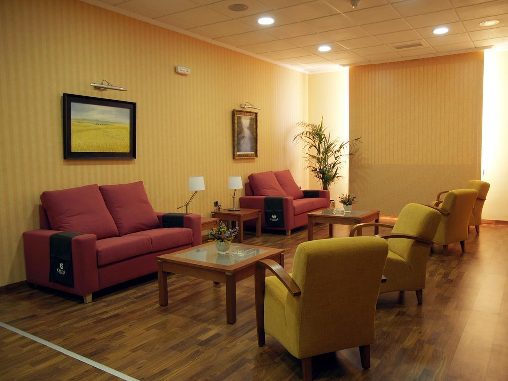 Hotel Isur Llerena Eksteriør billede